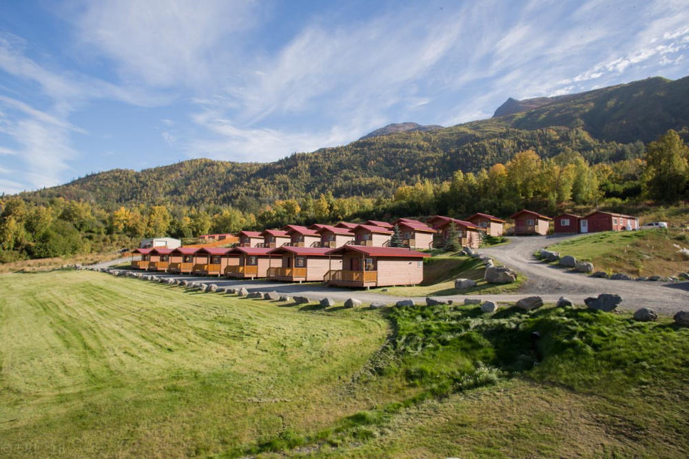 knik river lodge buitenkant.jpg