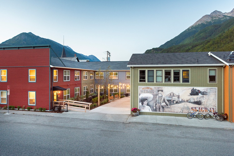 westmark inn skagway voorkant.jpg