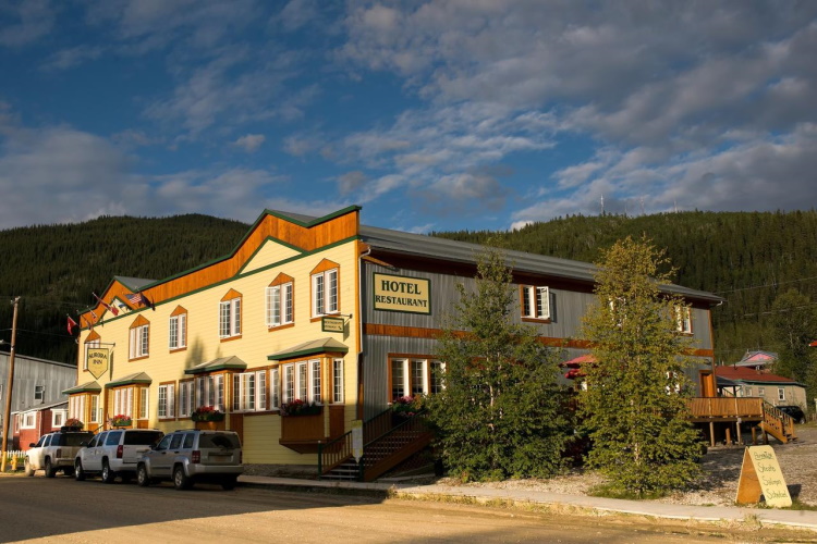 aurora inn buitenkant.jpg