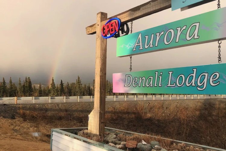 aurora denali lodge welkomstbord.jpg