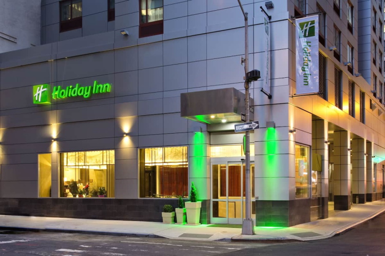 holiday inn manhattan financial district voorkant.jpg