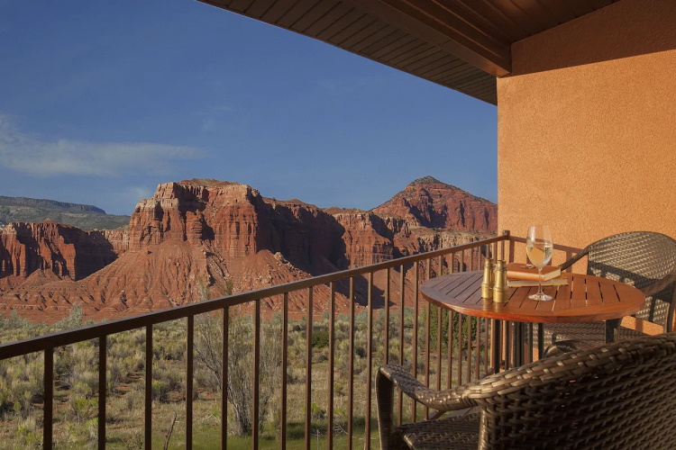 capitol reef resort balkon kamer.jpg