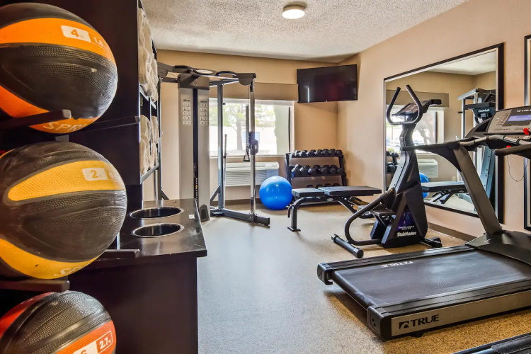 best western plus lake powell fitness.jpg