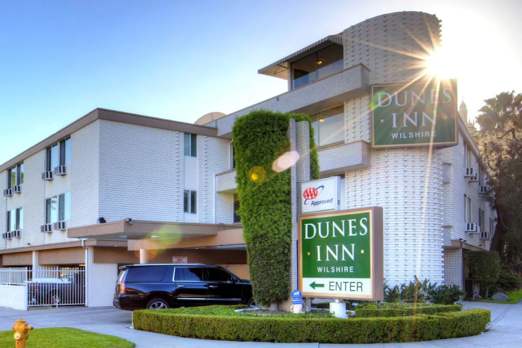 dunes inn wilshire voorkant.jpg