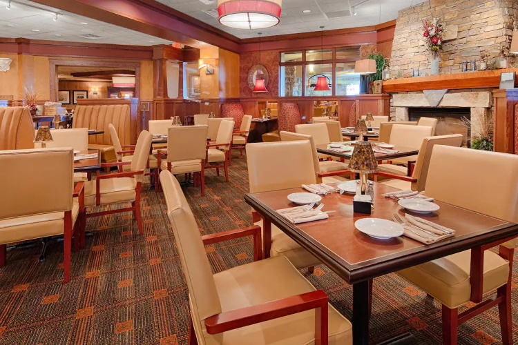 best western ramkota restaurant.jpg