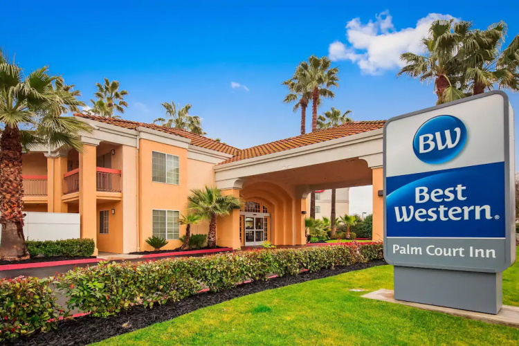 best western palm court inn voorkant.jpg