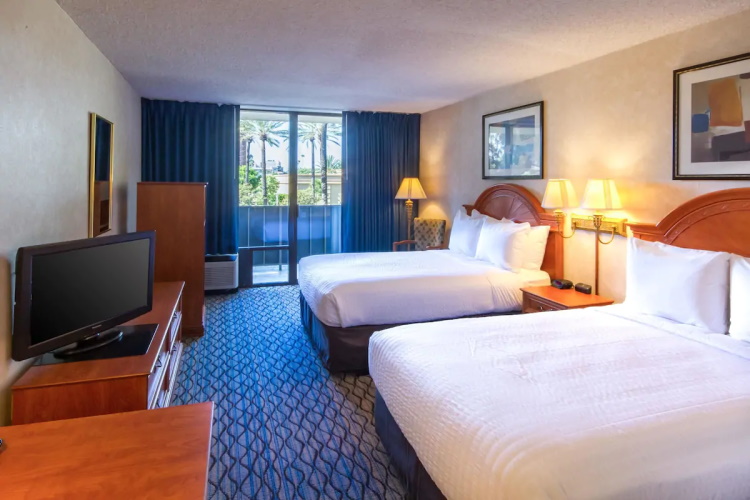 clarion hotel anaheim resort kamer.jpg