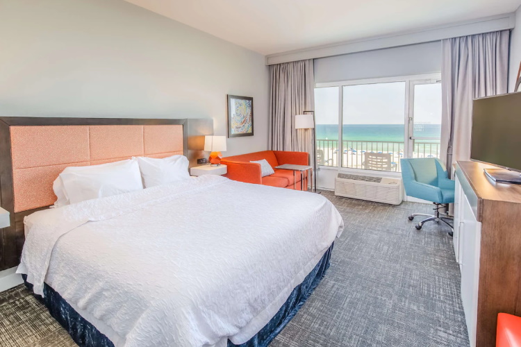 hampton inn pensacola beach kamer uitzicht.jpg