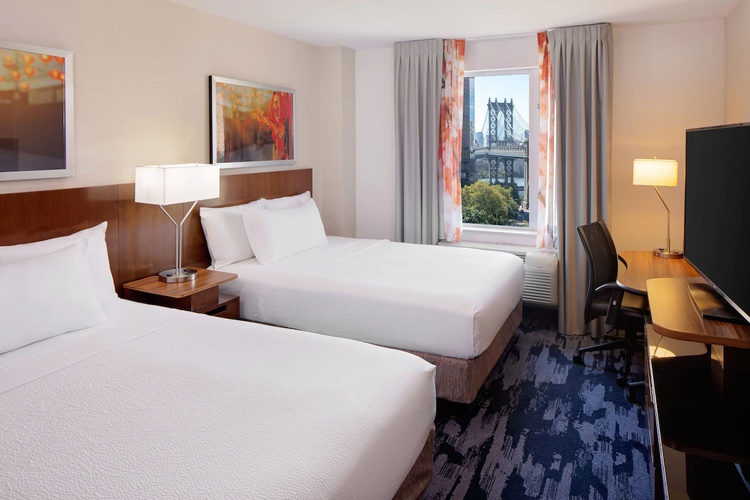 fairfield inn & suites by marriott new york manhattan downtown east kamer.jpg