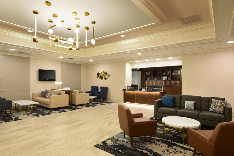 four points by sheraton york lobby.jpg