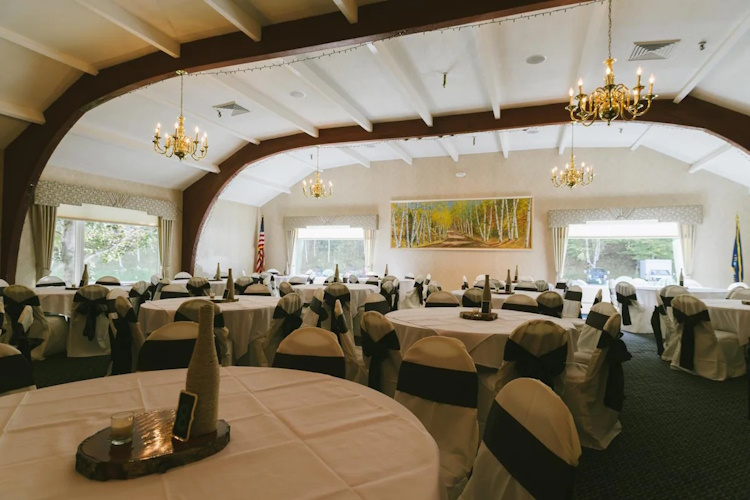 town country inn and resort restaurant.jpg