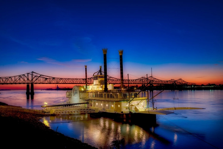 natchez casino-boat-4027196_1280.webp