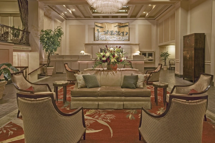 mayflower park hotel lounge.webp