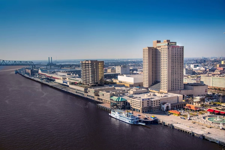 hilton new orleans riverside - exterieur.webp