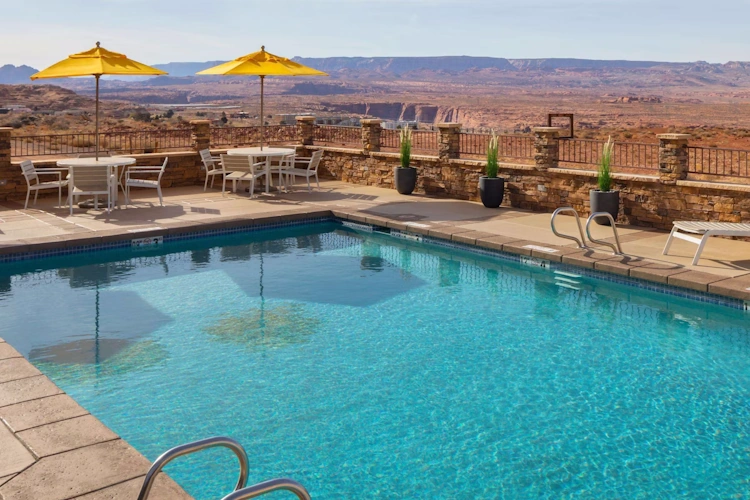 hyatt place page lake powell - zwembad ii.webp