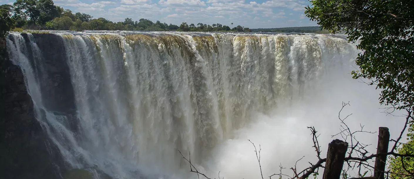 zimbabwe victoria falls .webp