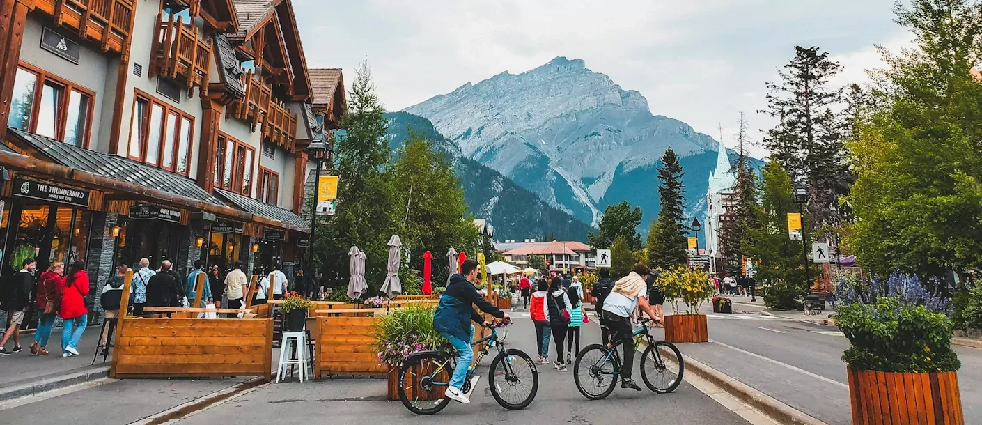 banff canada fietsen.webp