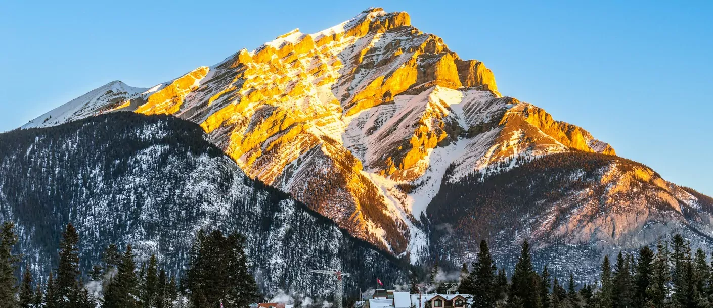 banff stad national park canada.webp