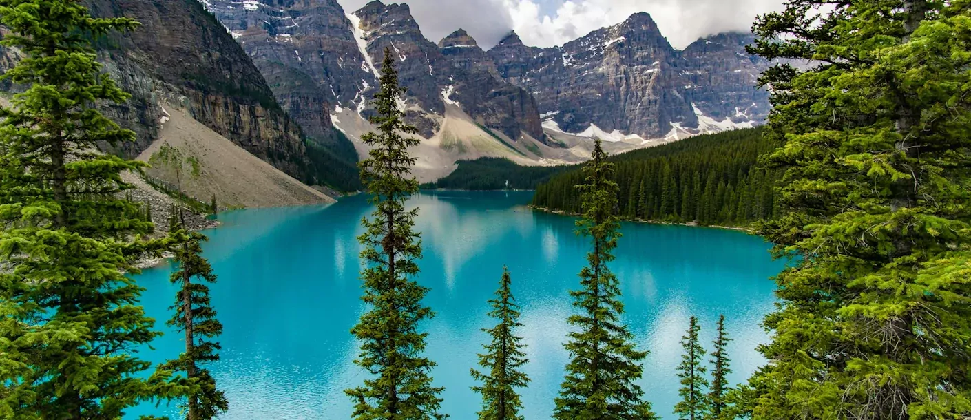 banff national park moraine lake canada.webp