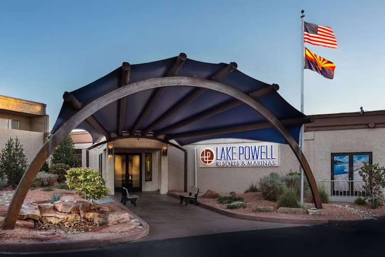 lake powell resort - exterieur.webp