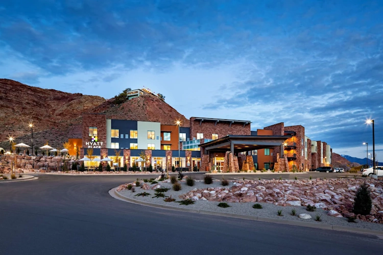 hyatt place moab - exterieur.webp