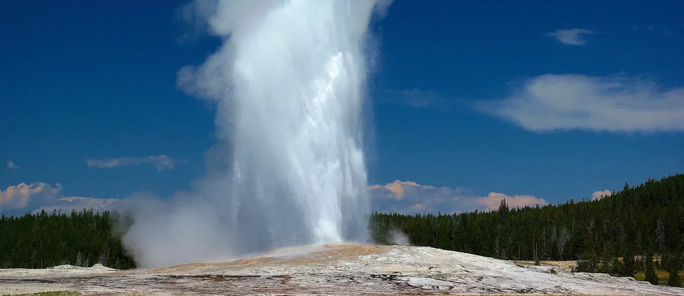 yellowstone2.webp