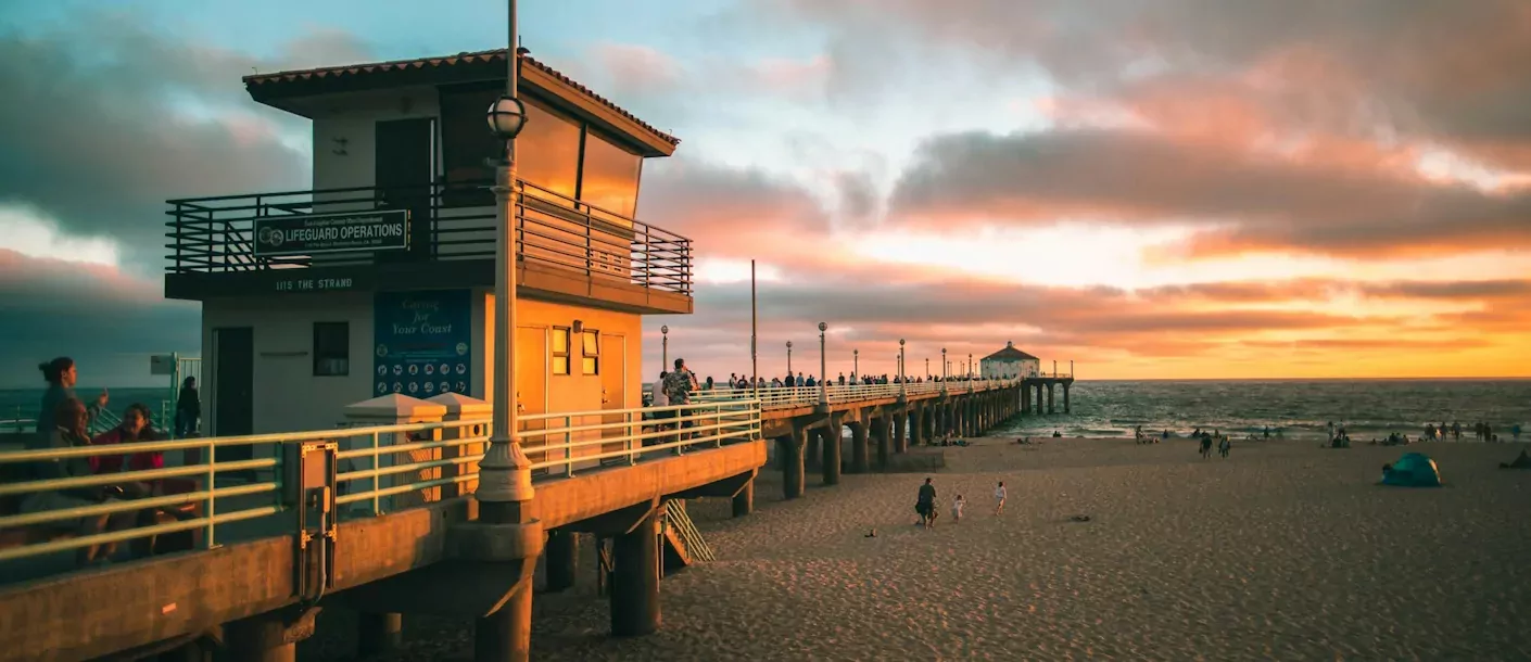 los-angeles-beach.webp