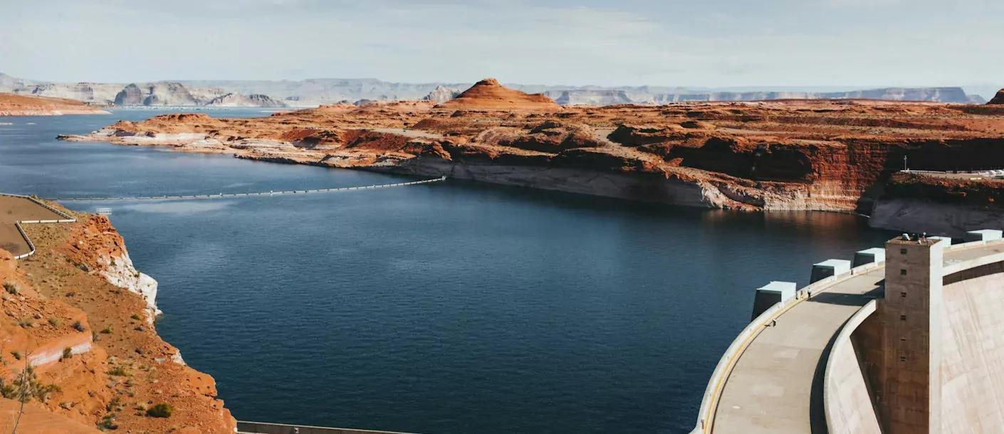 lake-powell.webp