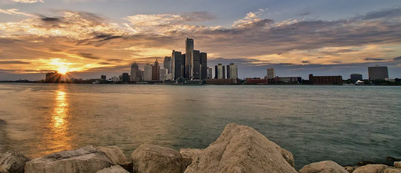 detroit sunset skyline.webp