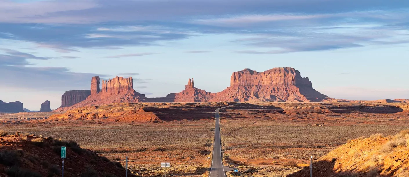 monument valley.webp