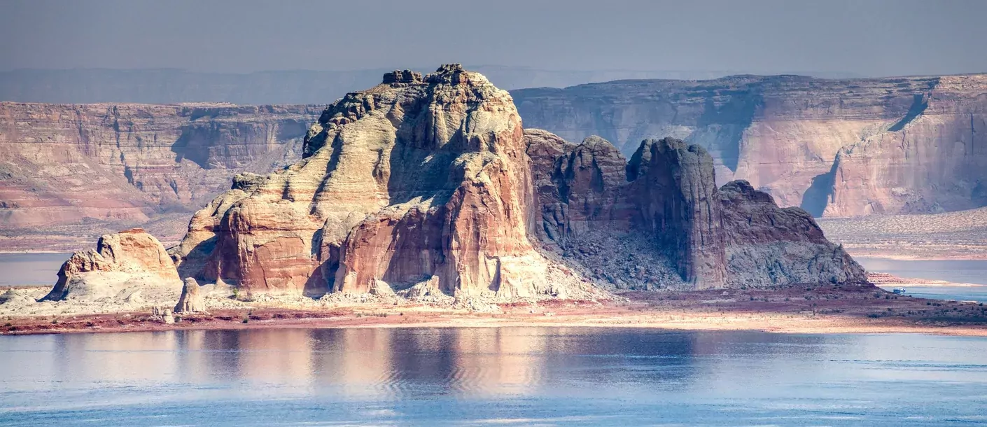 lake powell.webp