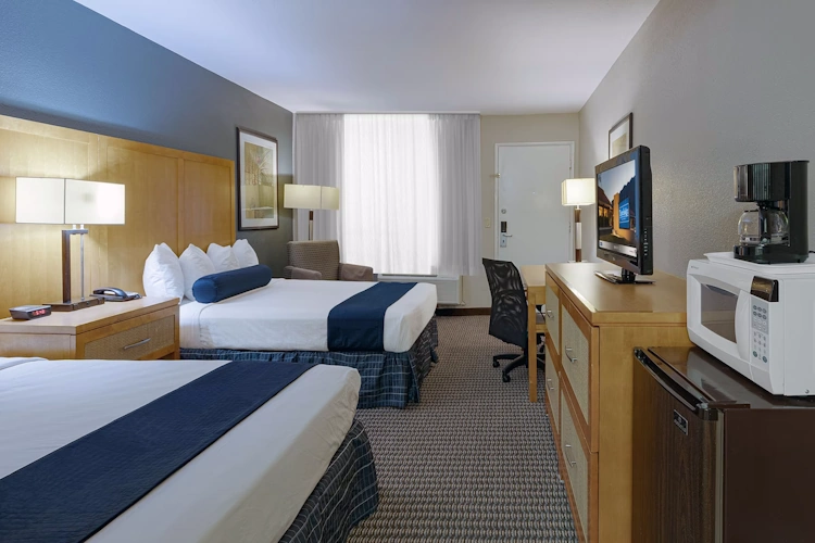 travelodge by wyndham palm springs - kamer.webp