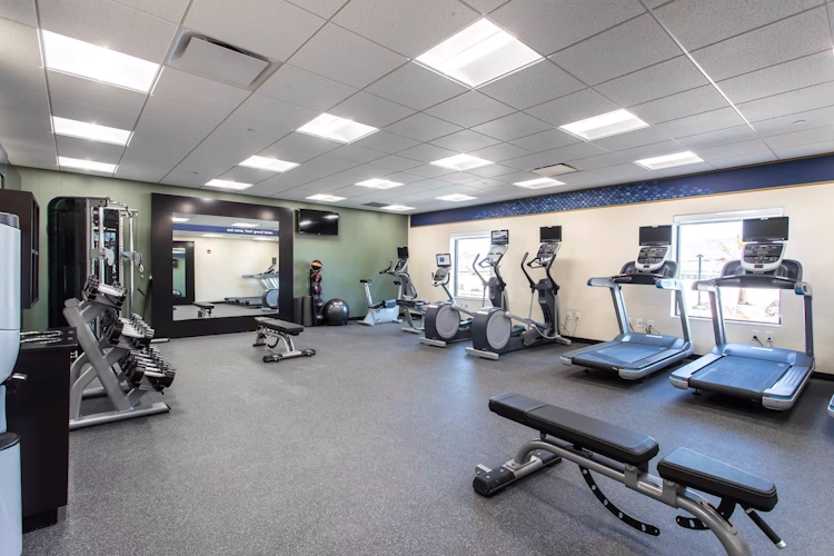 hampton inn & suites st. george sunriver - fitness.webp