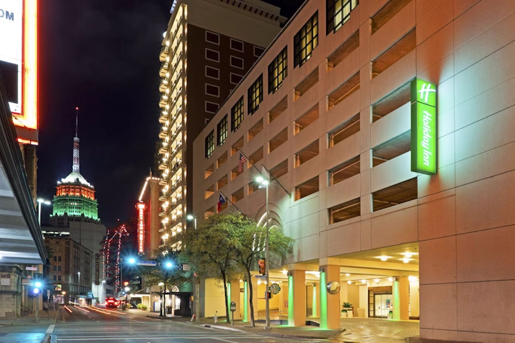 holiday inn san antonio riverwalk - exterieur.webp