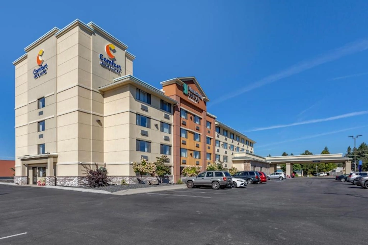 comfort inn & suites coeur d'alene - exterieur i.webp