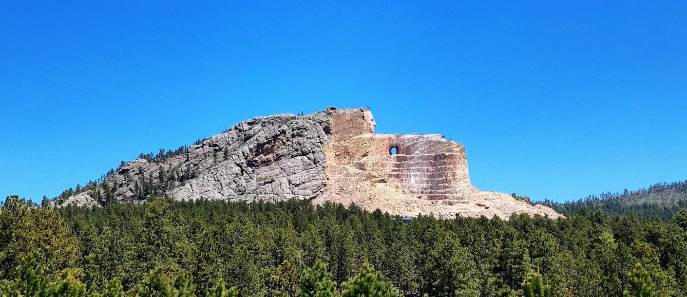 crazy-horse-memorial.webp