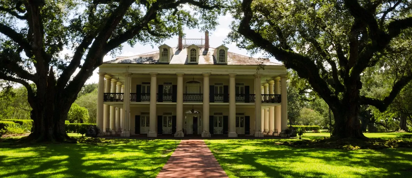 oak alley plantation.webp