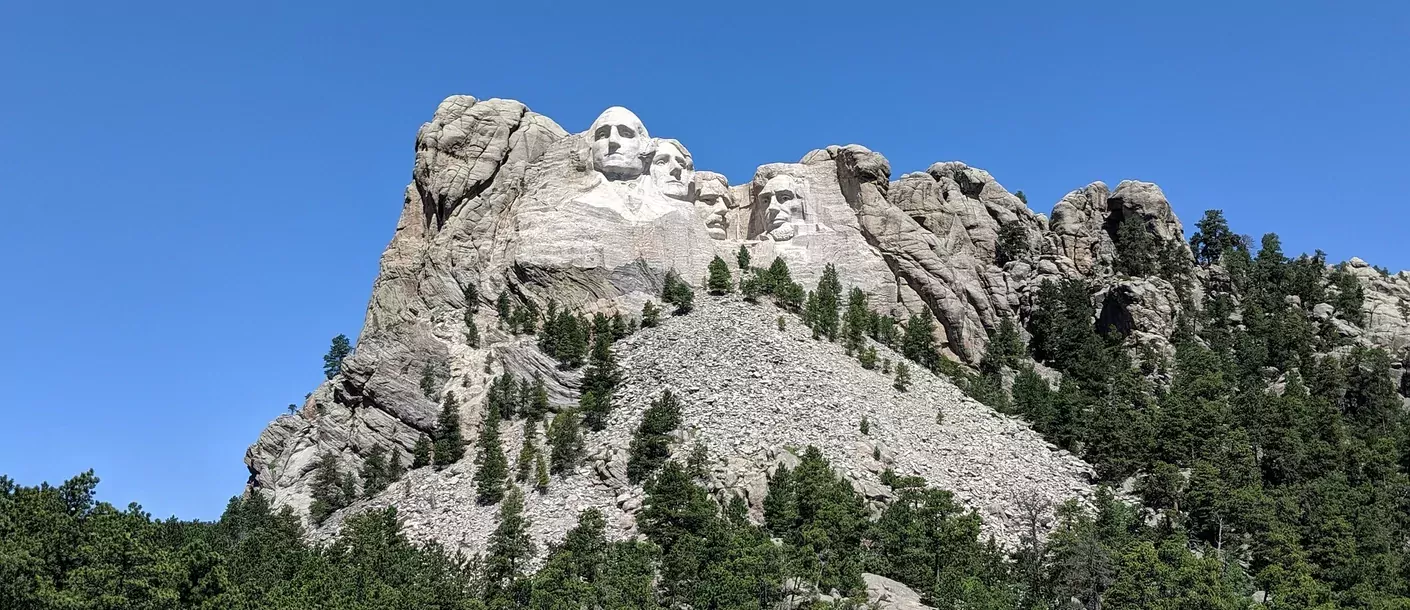 mount rushmore.webp