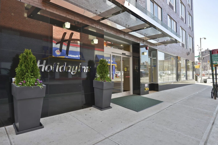 holiday inn lower east side buiten.webp