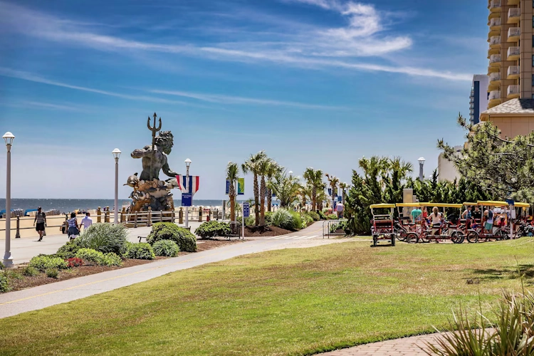 hampton inn virginia beach oceanfront north locatie.webp