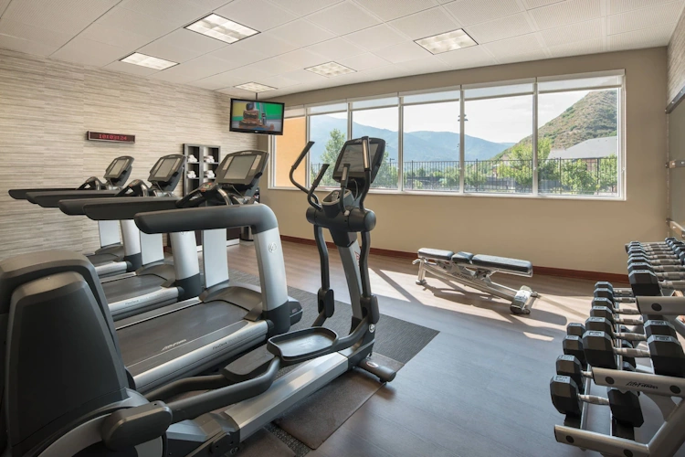 courtyard glenwood springs fitness.webp