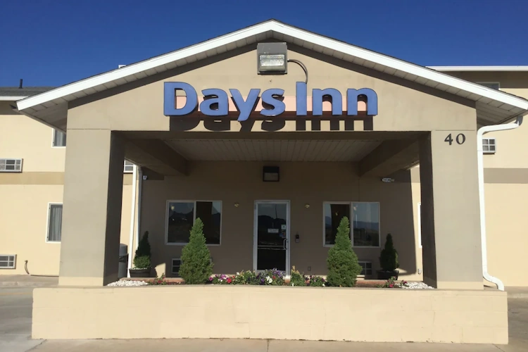 days inn by wyndham hurricane voorkant.webp