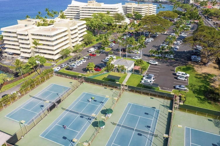 royal kona resort tennis.webp