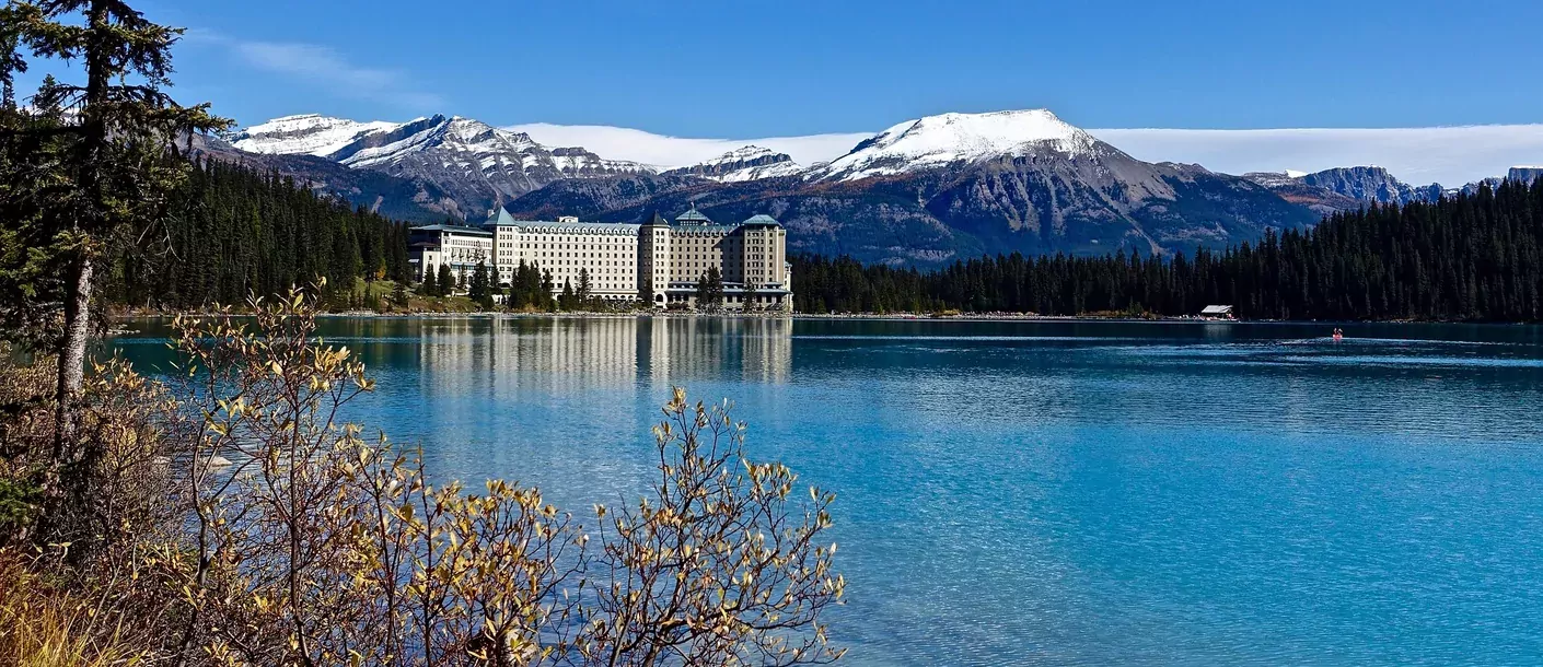 lake-louise-1901678_1920.webp