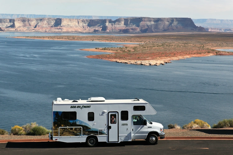 cruise america sfeerfoto lake powell 002.webp