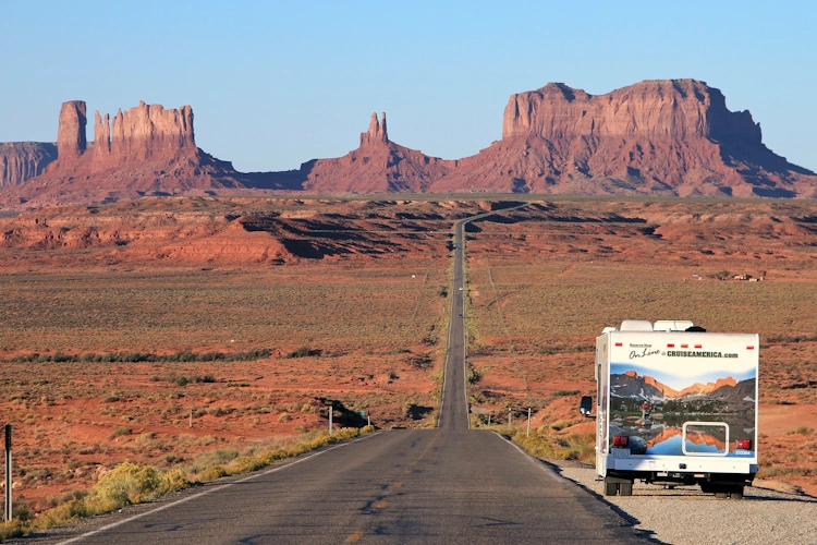 cruise america sfeerfoto utah monument valley 018 klein.webp