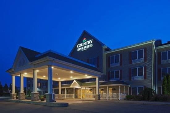 Country Inn & Suites of Ithaca 