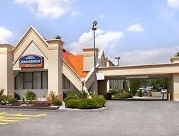 Howard Johnson Hotel Newark 