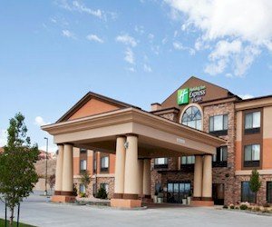 Holiday Inn Express Suites Richfield