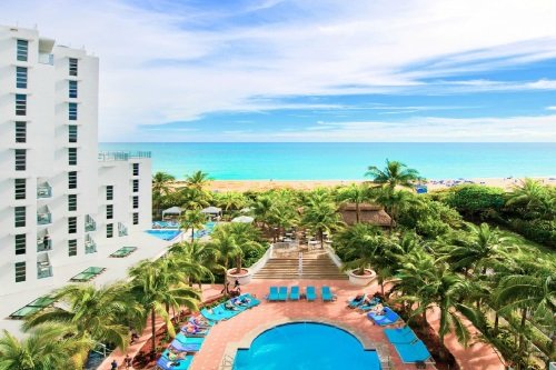 Courtyard Cadillac Miami Beach Oceanfront 
